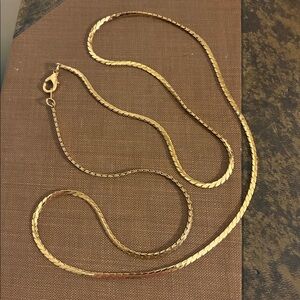Gold Tone Women's Herringbone Chain Necklace